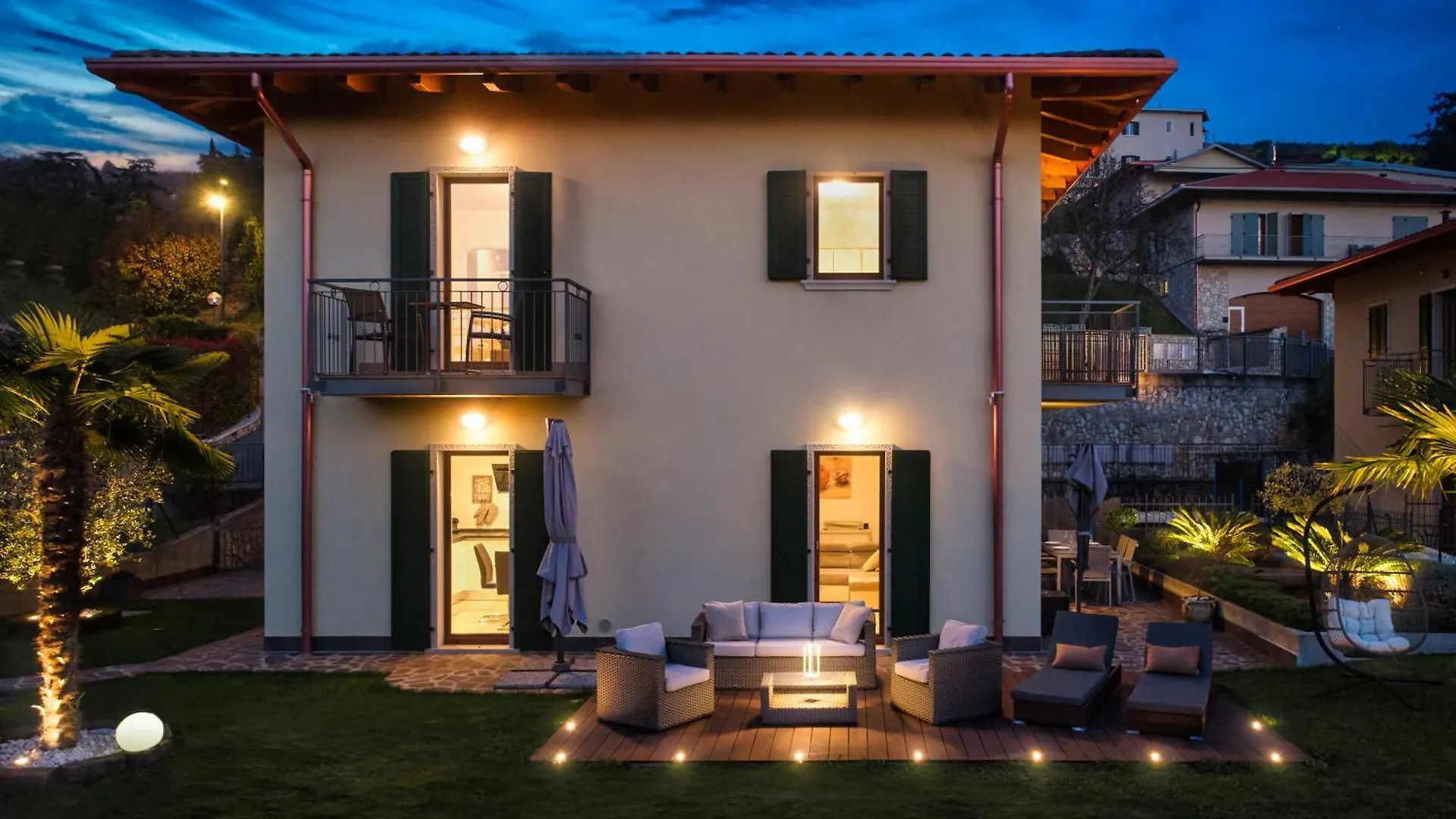Salvatorehomes - Luxury Villa With Private Dream Garden & Bbq - Casa Palma - A 5 Star Luxury Collection At Lake Garda San Zeno di Montagna