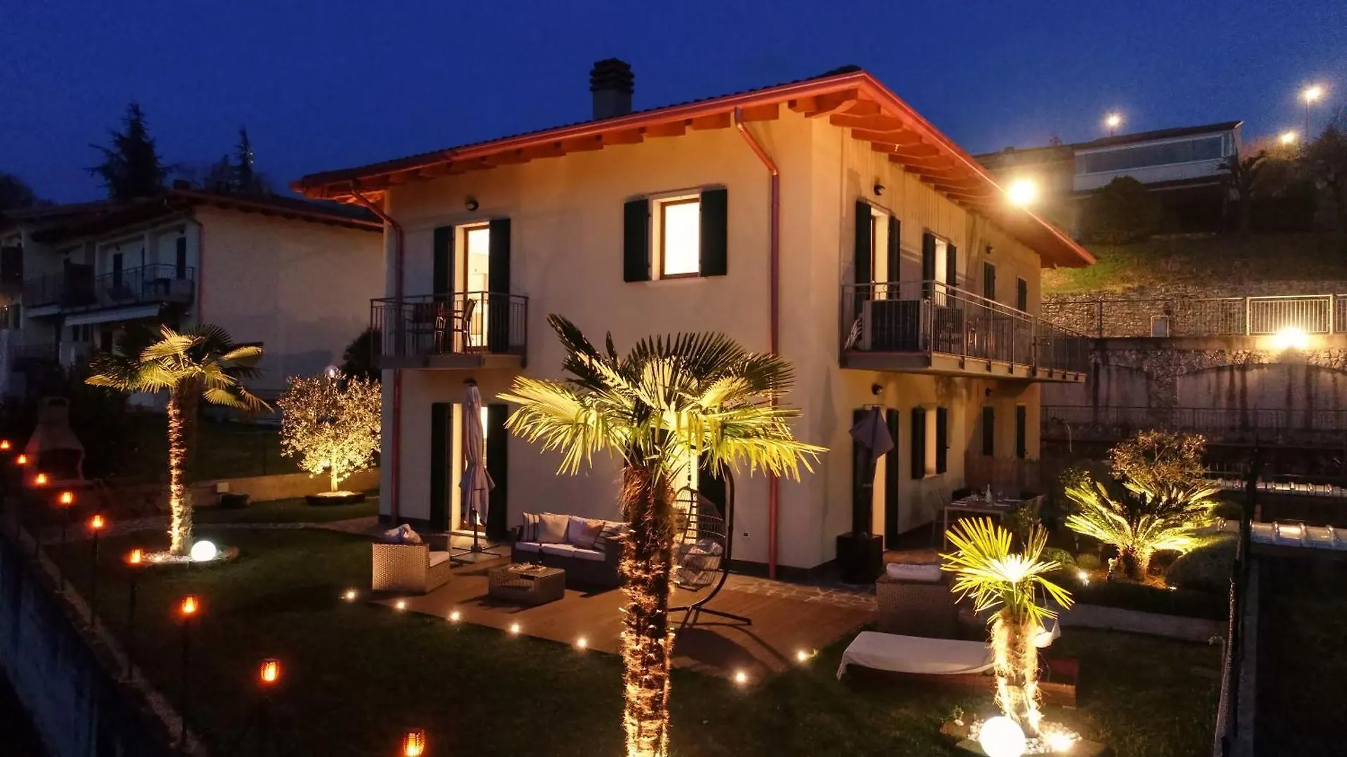 Salvatorehomes - Luxury Villa With Private Dream Garden & Bbq - Casa Palma - A 5 Star Luxury Collection At Lake Garda San Zeno di Montagna