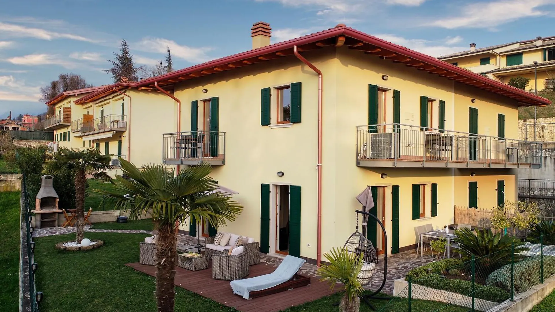 Salvatorehomes - Luxury Villa With Private Dream Garden & Bbq - Casa Palma - A 5 Star Luxury Collection At Lake Garda San Zeno di Montagna